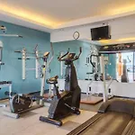 Flat No Iate Plaza Hotel