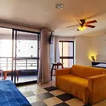 Flat No Iate Plaza Hotel