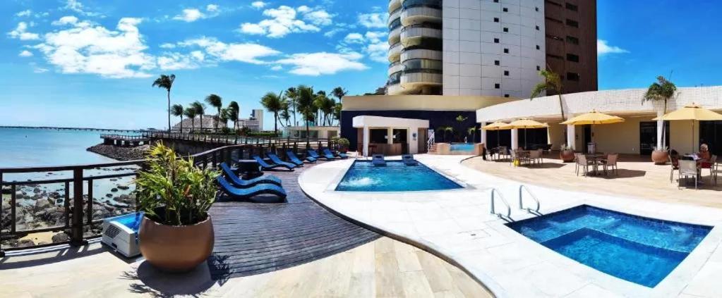 Flat No Iate Plaza