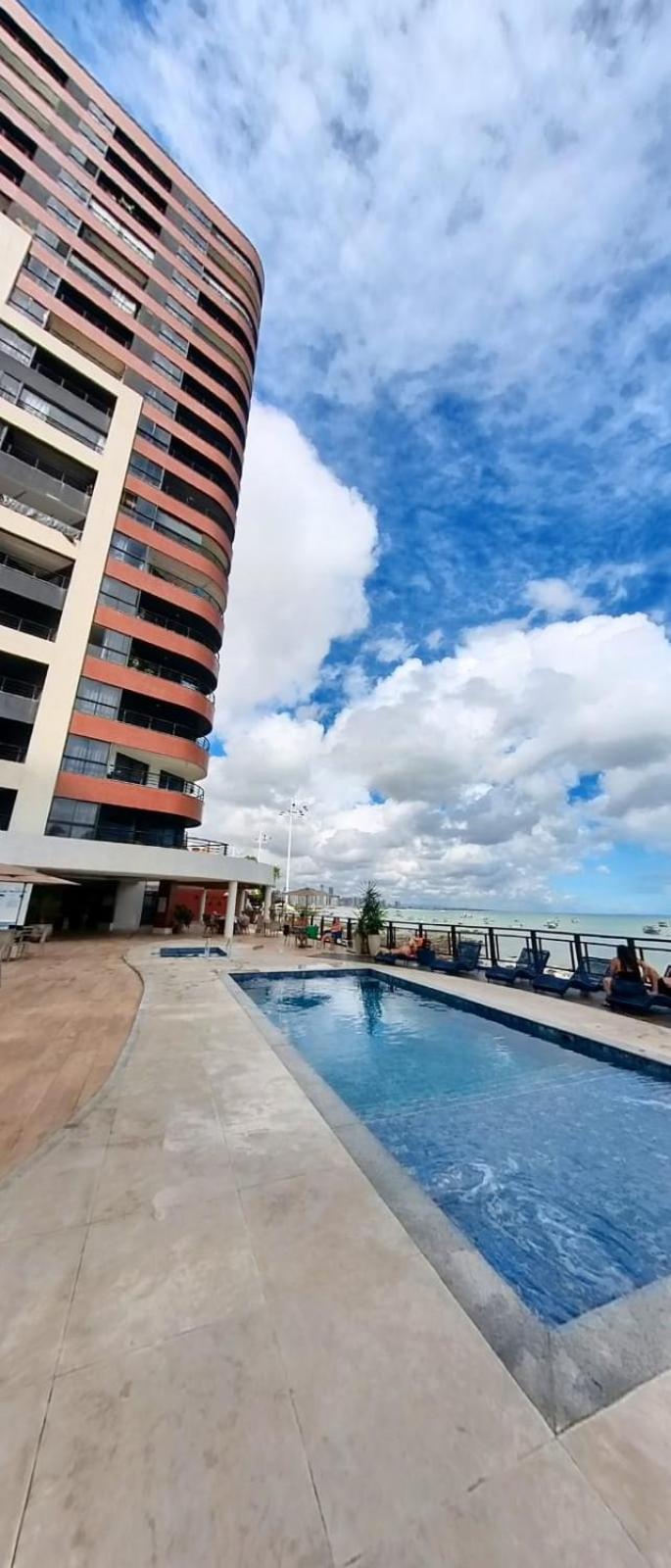 Flat No Iate Plaza * Fortaleza (Ceara)
